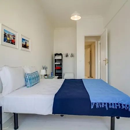 Appartamento Modern 2 Bedroom With Views In Lisbona